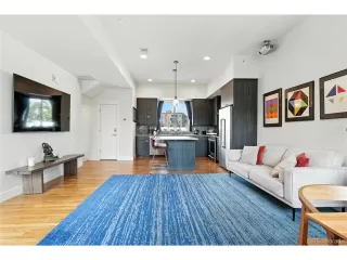 Photo #6: 9637849 Listing 