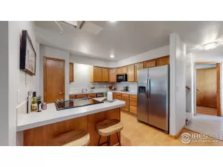 Photo #4: 963788 Listing