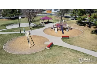 Photo #6: 963808 Listing