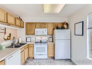 Photo #2: 963824 Listing