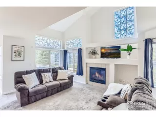 Photo #6: 963824 Listing