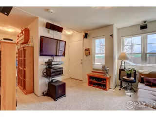 Photo #4: 963825 Listing