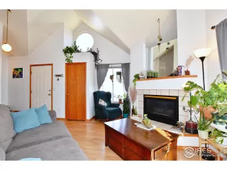 Photo #5: 963866 Listing 