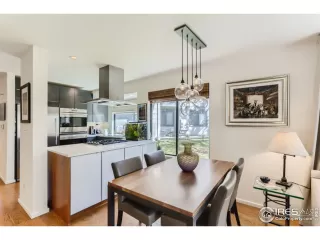 Photo #3: 963869 Listing 