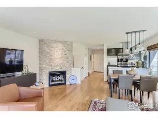 Photo #4: 963869 Listing 