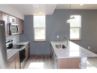 Photo #2: 963891 Listing