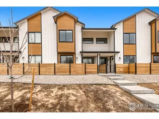 Photo #1: 963921 Listing