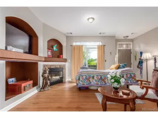 Photo #5: 9639262 Listing