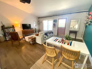 Photo #5: 963949 Listing