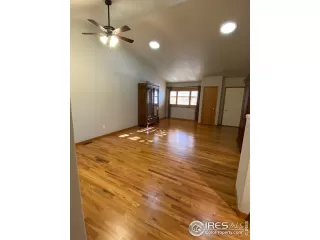 Photo #2: 964005 Listing