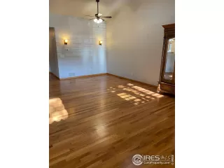 Photo #5: 964005 Listing