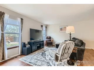 Photo #6: 964062 Listing