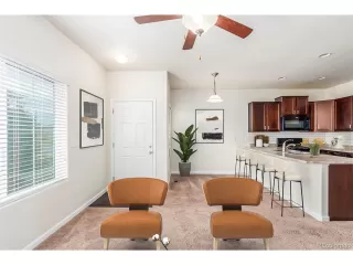 Photo #6: 9640886 Listing 