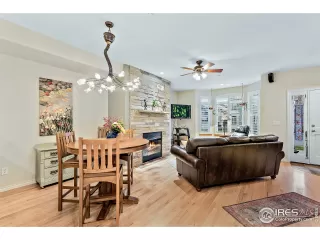 Photo #6: 964140 Listing