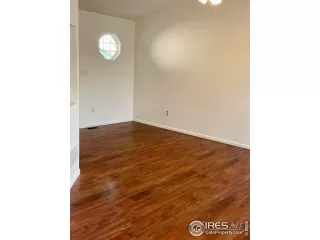 Photo #3: 964174 Listing