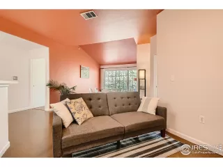 Photo #4: 964301 Listing