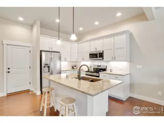 Photo #3: 964305 Listing