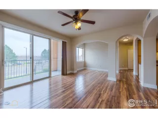 Photo #5: 964322 Listing