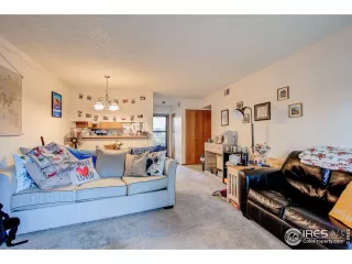 Photo #2: 964421 Listing