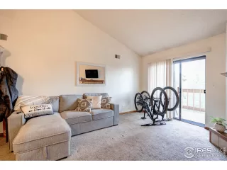 Photo #5: 964422 Listing