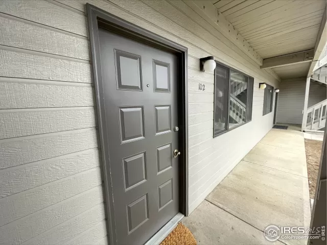 MLS: 964478 Condo For Sale