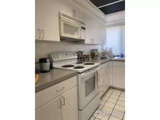 Photo #2: 964487 Listing 