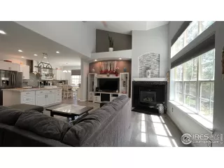 Photo #5: 964543 Listing