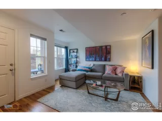 Photo #5: 964546 Listing