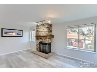 Photo #5: 964556 Listing