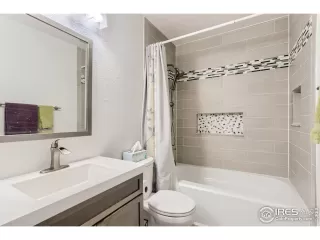 Photo #6: 964556 Listing