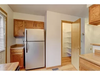 Photo #6: 9645601 Listing
