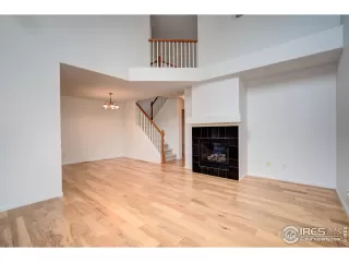 Photo #4: 964570 Listing