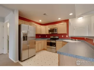 Photo #6: 964574 Listing