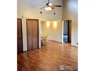 Photo #6: 964611 Listing