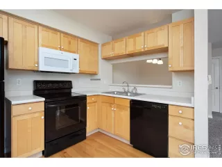 Photo #6: 964638 Listing