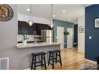 Photo #5: 964674 Listing