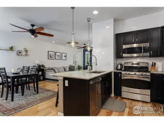 Photo #6: 964674 Listing