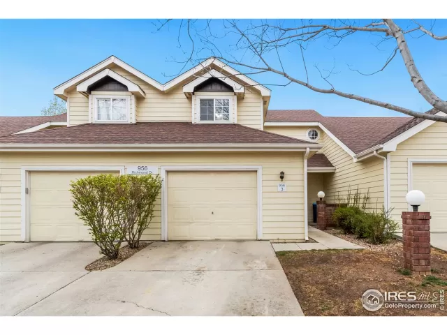 MLS: 964737 Condo For Sale