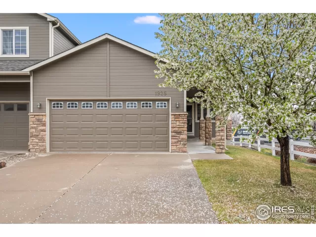 MLS: 964744 Condo For Sale