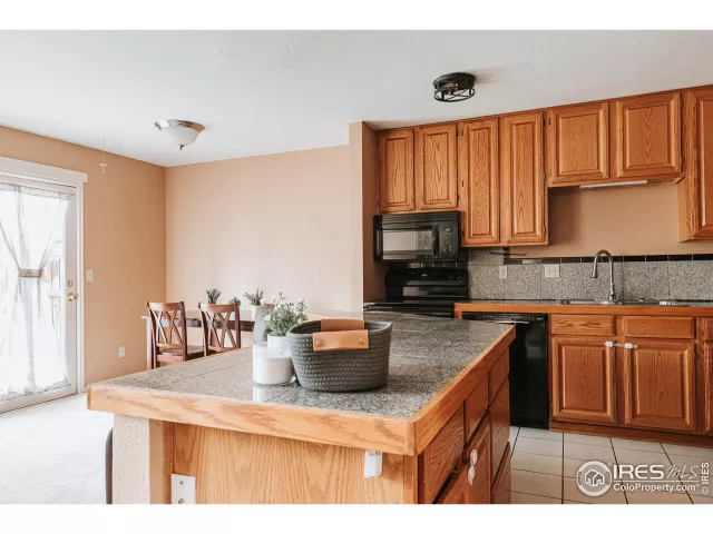 MLS: 964747 Condo For Sale