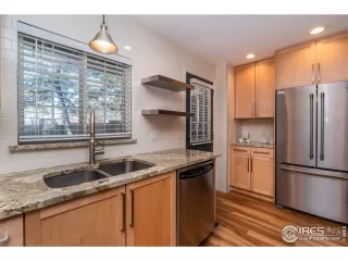 Photo #2: 964753 Listing