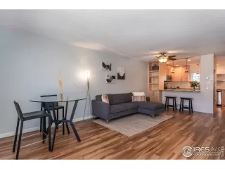 Photo #4: 964753 Listing