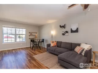 Photo #5: 964753 Listing