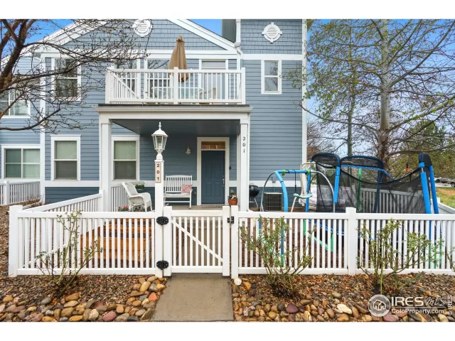 MLS: 964779 Condo For Sale