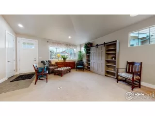 Photo #4: 964784 Listing