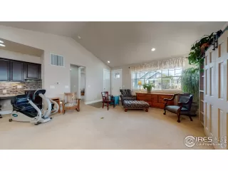 Photo #5: 964784 Listing