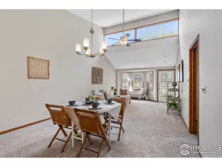 Photo #6: 964828 Listing