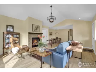 Photo #1: 964841 Listing