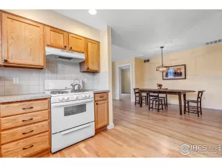 Photo #6: 964841 Listing