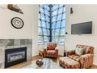 Photo #4: 9648642 Listing 